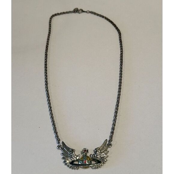Vivienne Westwood Wing Orve Pendant - Picture 2 of 6